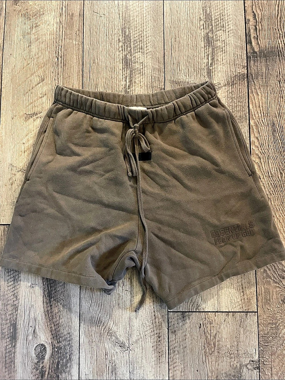 Essentials Fear of God athletic shorts Athletic Shorts in Brown Size Medium
